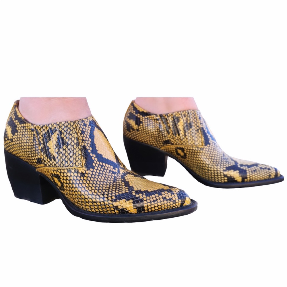 Chlo Rylee Python-Print Leather Low Boot Sz 37 - image 1